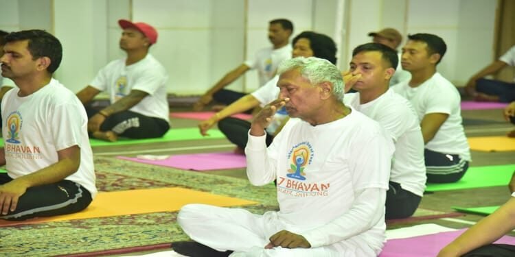 International Yoga Day Observed At Raj Bhavan South Asia Views