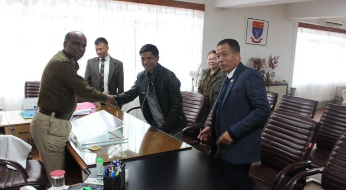 Meghalaya : Finance Secretary of banned HNLC surrenders before state DGP