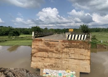 Meghalaya CM vists Tikrikilla  to review damages caused by flash floods