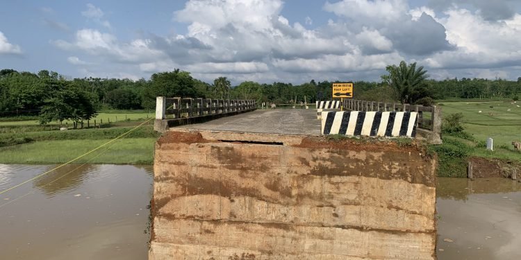 Meghalaya CM vists Tikrikilla to review damages caused by flash floods