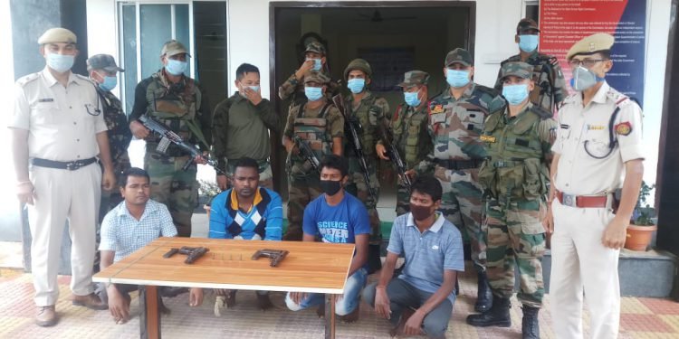 Assam : Four  former militants held  along with arms in Baksa