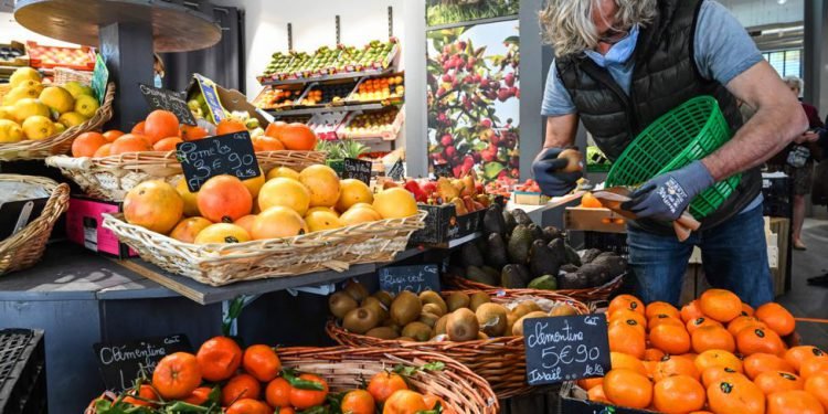 Food and Immunity: Correlation to combat against COVID-19