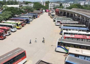 Indefinite transport strike in Assam from today; autos, buses to remain off roads