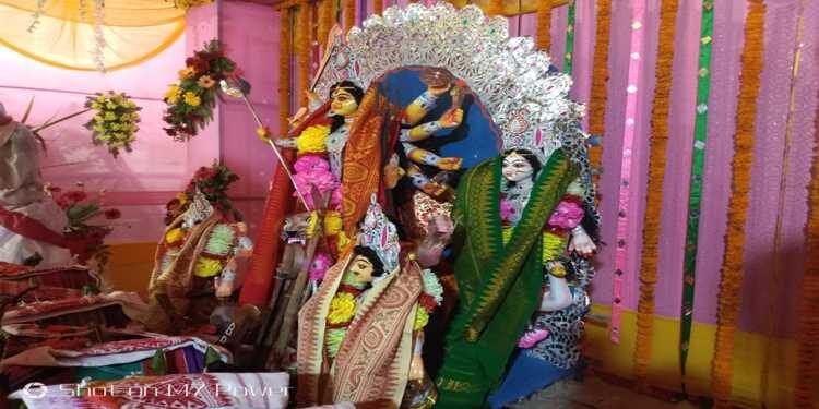 Assam : Ma Durga  in  traditional  Bodo Aronai & Gamosa