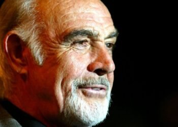 Sean Connery: James Bond actor dies aged 90