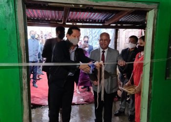 Meghalaya CM Conrad Sangma inaugurates Custom Hiring Centre at Mawphlang
