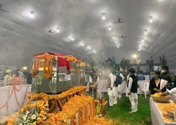 Frmr Assam CM Tarun Gogoi cremated with full state honours