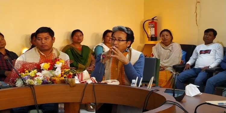 Sonam Wangchuk interacts with civil society organizations in BTR