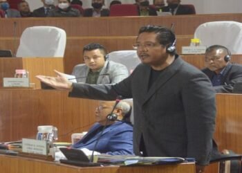 Meghalaya : Opp Congress  serves breach of privilege notice to CM Sangma