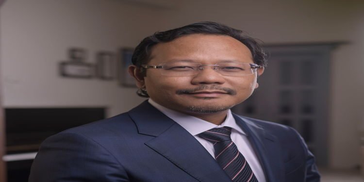 Meghalaya : No more load shedding from 2 pm today tweets Power Minister James Sangma