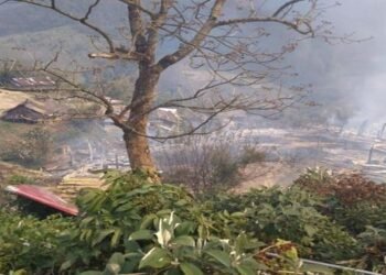 Arunachal Pradesh : Two killed, 143 thatched houses burnt to ashes in Tirap