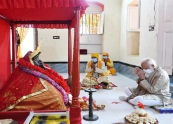 Bangladesh :PM Modi  performs Pooja at Jeshoreshwari Kali Shaktipeeth