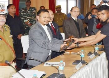 Meghalaya : Former insurgents of disbanded group urge  govt to release promised package