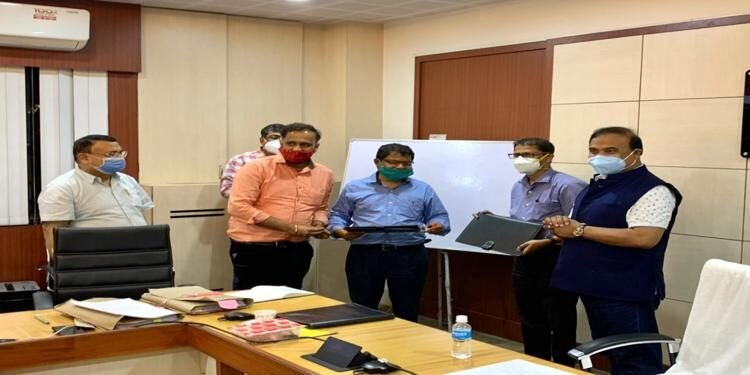 Assam Covid -19  :  3132 fresh cases on Tuesday , 18 more deaths