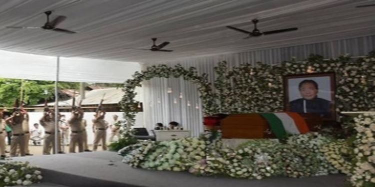 Nagaland : State funeral accorded to late Toshi Wungtung