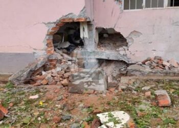 Meghalaya : Banned HNLC trigger  IED blast  at Police residential quarters in Khliehriat
