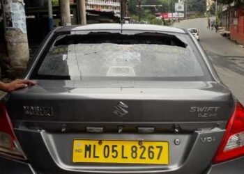 Exclusive :   Ban on  mobile & internet  in 4 districts,  total Curfew in Shillong from  8 pm