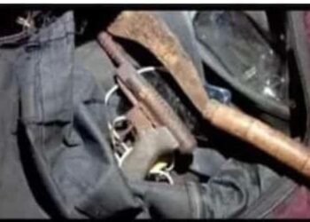 Meghalaya : 3 dacoits caught by villagers handed over to police in WGH