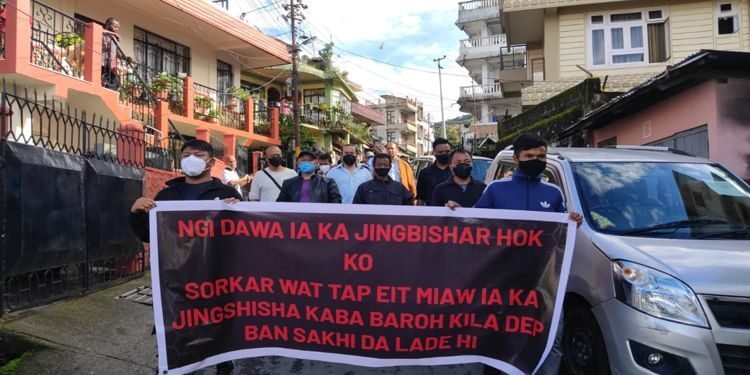 Public Rally at Nongmalki demands  suspension of  Cops involved in killing of Ex- HNLC leader