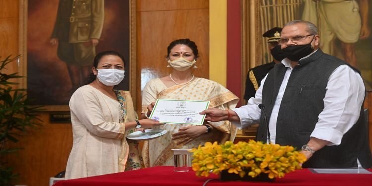 Meghalaya Governor hands over appreciation certificates to teachers