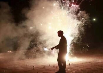 Diwali revelers ‘all out’ despite  banning fire crackers