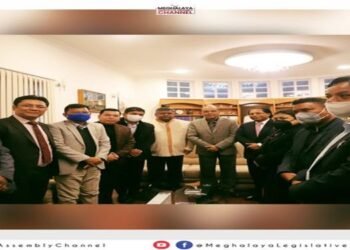 12  Congress legislators led by Dr. Mukul  merge with  All India Trinamool Congress