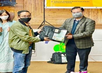 No poll without Roll