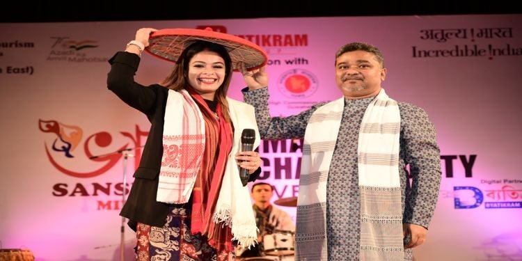 Singer Iman  enthralls  audience at Byatikram Bhasha Sanskriti Milan Utsav