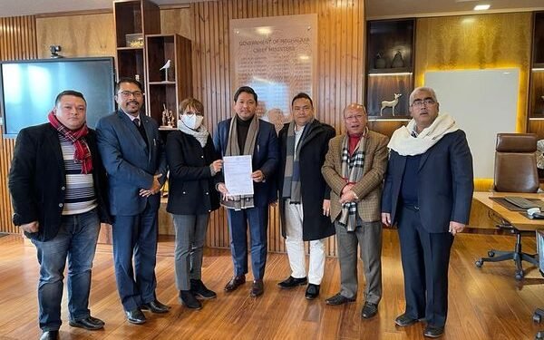 AICC suspends 5 Congress  MLAs who joined  MDA govt