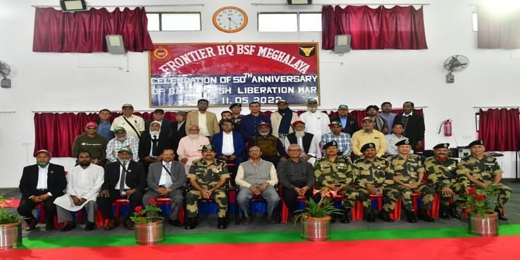 BSF felicitates 25 Bangladeshi war veterans