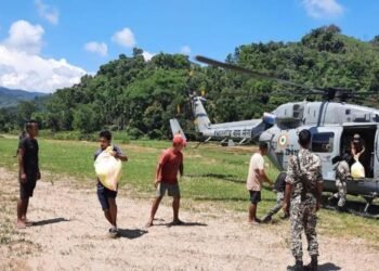 Meghalaya Floods: IAF air drop relief materials in South  Garo villages
