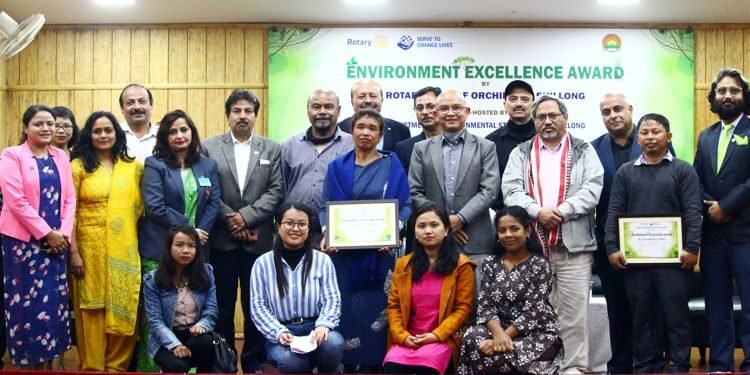 Berlin Lyngdoh & Wanphailang Dkhar conferred “Environment Excellence Award 2022
