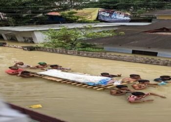 Assam flood situation grim, Silchar submerged for sixth day