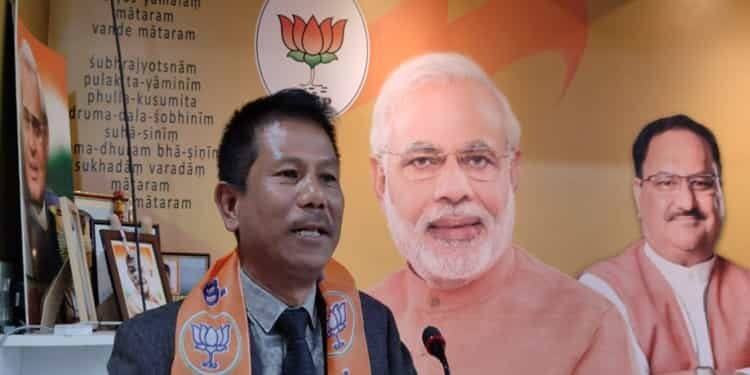 Former South Tura MLA John Leslie  joins  BJP