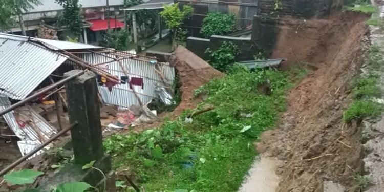 2 siblings buried alive by landslide in Goalpara