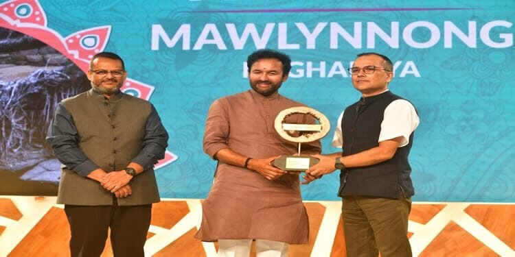 Mawlynnong  bags Silver Award as the Best Eco Tourism Destination in India