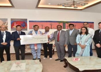 NRL Presents Interim Dividend Cheque of Rs. 114.76 Crore to Assam for FY 2022-23