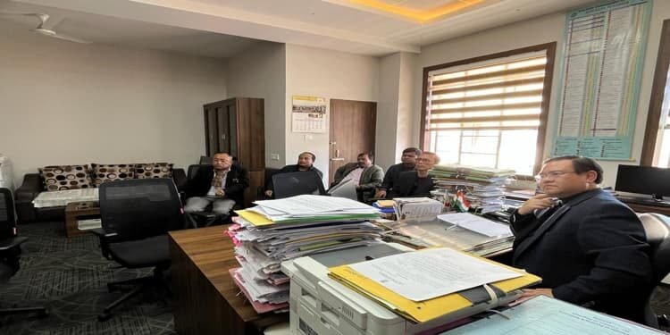 Chief Electoral Officer convenes  meeting with representatives of political parties