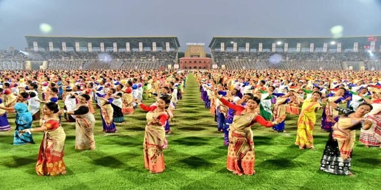 ‘Bihu’ performance with 11,304 dancers  enters Guinness Book Of  World Records