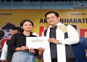 Union Minister Sonowal calls upon the student’s community to work hard towards national building