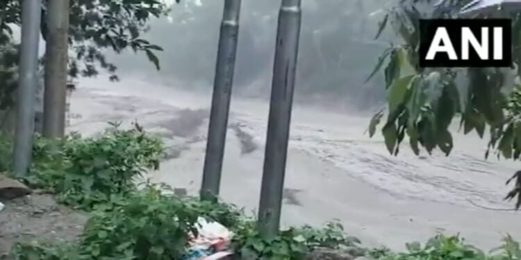 Sikkim Flash Floods : NCMC reviews situation after 8 deaths & 22 Army personnel missing