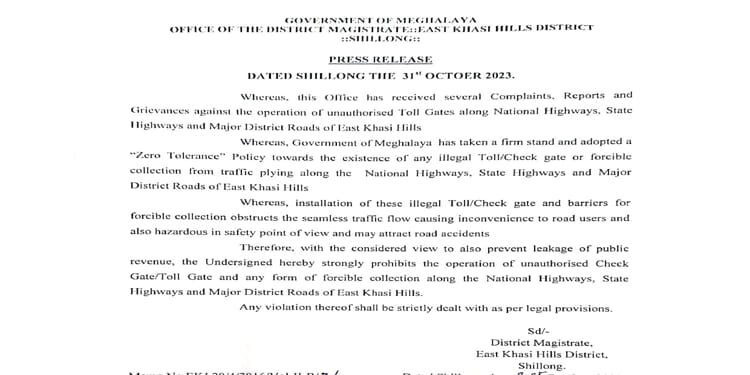 Govt warns of stern action against unauthorized toll gates