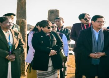 President Murmu received warmly at Mawphlang