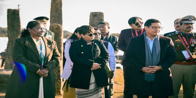 President Murmu received warmly at Mawphlang