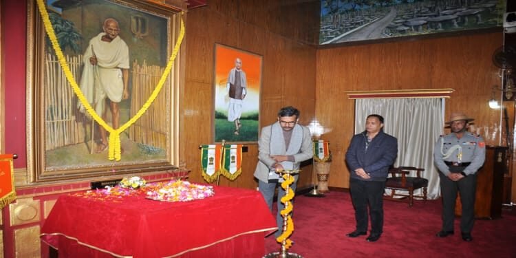 Governor pays homage to martyrs on ‘Martyr’s Day’