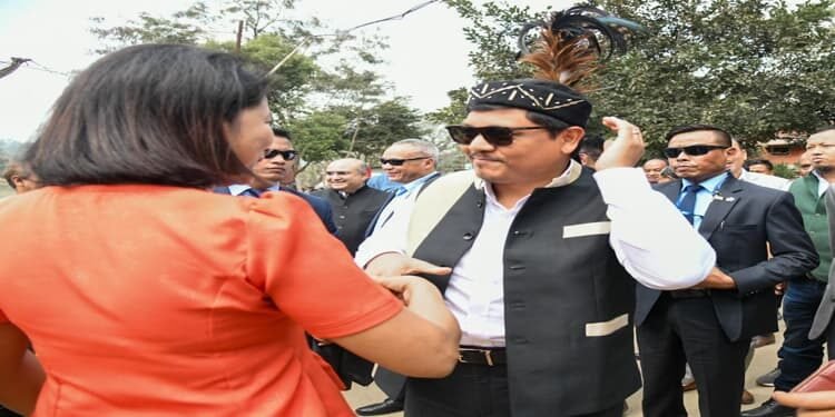 CM inaugurates Academic Block of Baghmara Government College