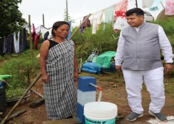 Union MoS  reviews progress of central schemes in South West Khasi Hills