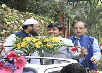 World’s Youngest Prof Suborno Isaac Bari Addresses Students at USTM