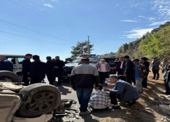 LEADERS BY EXAMPLE: Meghalaya CM & Minister Stop to Aid Accident Victims, Win Hearts