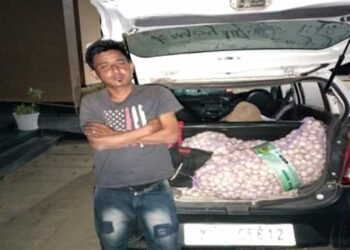 BSF Seizes Contraband Worth ₹9.5L, Nabs Smuggler